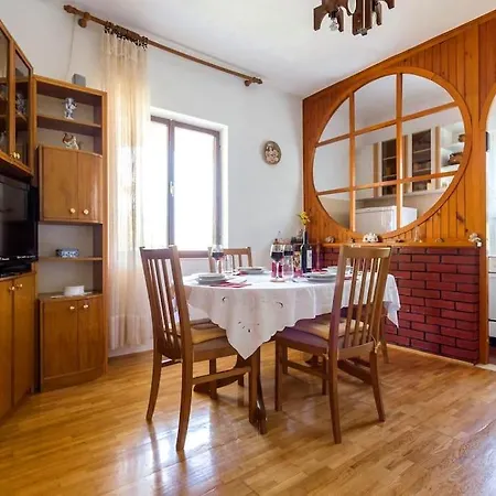 Apartment Peaceful Oasis Banići