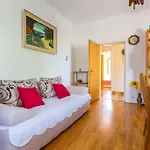 Peaceful Oasis Apartman Banici