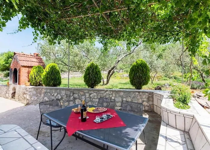 Peaceful Oasis * Banići
